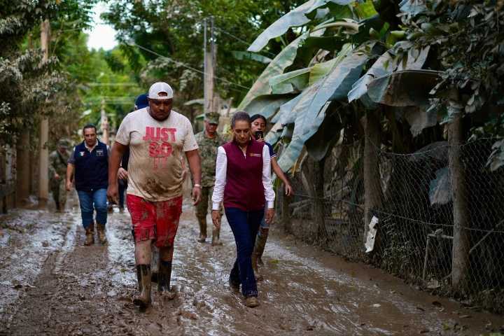 Supervisa Presidenta centro de operaciones de zonas devastadas en Hidalgo