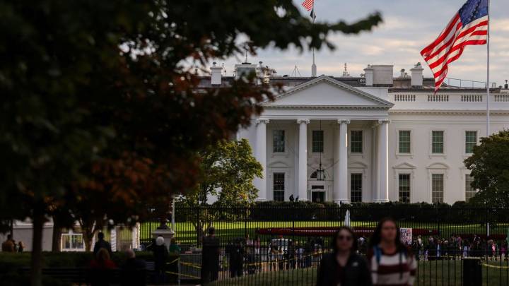 US Government shutdown drags on: USDA warns food aid will halt on November 1