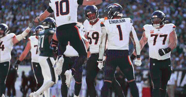 How much does ‘Broncos’ X’ love this win? A lot.