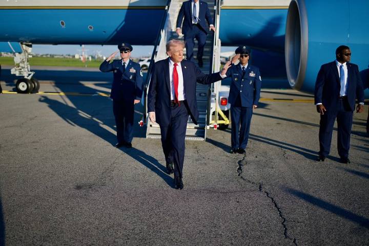 Social Security's 2026 Cost-of-Living Adjustment (COLA) Will Get a "Trump Bump" -- Here's What to Expect and Why It Might Disappoint Millions