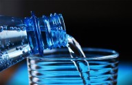 Nueva tecnología de guerra para Estados Unidos: sistema aprovecha el calor residual para convertir el aire en agua potable limpia para la tropa
