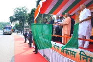 Chief Minister flags off 1,000 quintals of wheat seed aid for flood