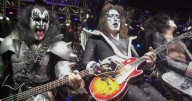 Ace Frehley, guitarrista original y fundador de Kiss, muere a los 74 años