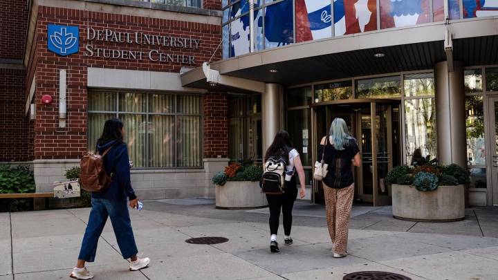 Fewer foreign students, fewer dollars: US colleges feel the pinch