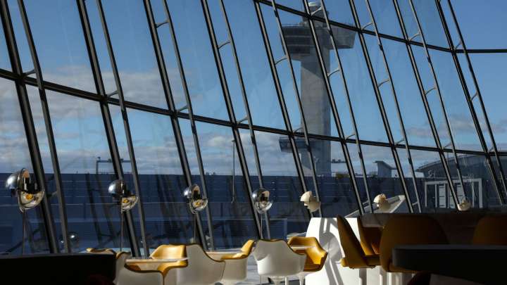 Cierre de Gobierno en EUA Paraliza Operaciones en el Principal Aeropuerto de Nueva York