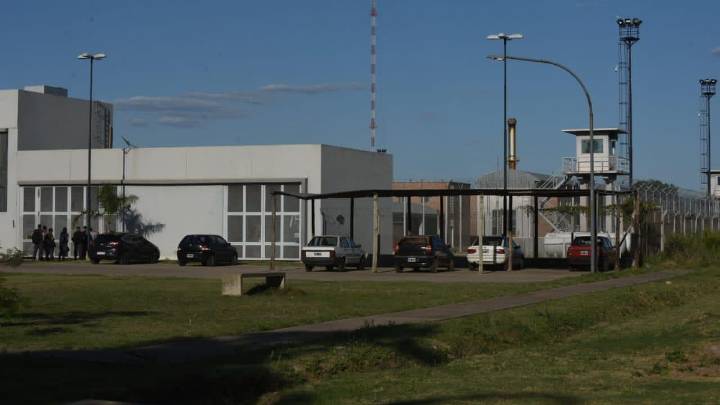 Condenan a dos presos a diez años de prisión por extorsiones a un carnicero desde la cárcel de Pérez