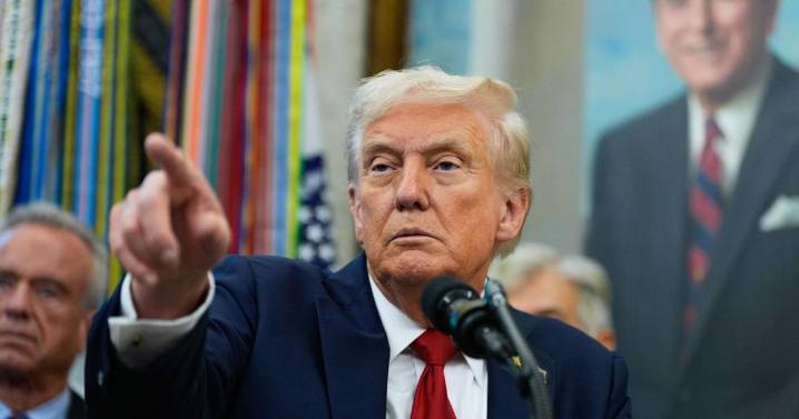 Trump sufre otra derrota en tribunales por orden de ciudadanía por nacimiento