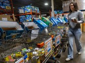Man's $85K gift helps power London Food Bank's Thanksgiving drive