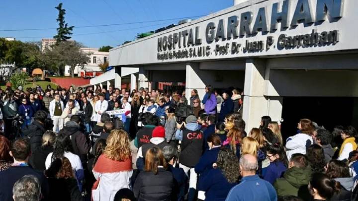 El Gobierno dispuso un aumento del presupuesto para hospitales nacionales y personal de salud