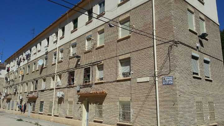 Aragón tiene a la venta 316 viviendas okupadas en el portal Idealista, el 1 % del total