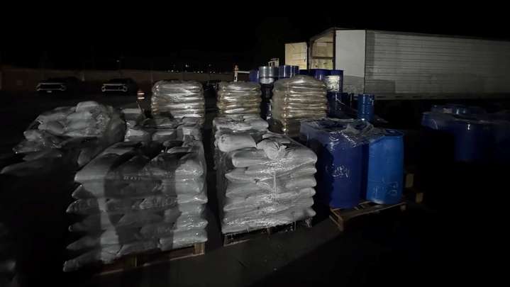 Golpe al Narco en Durango: Aseguran Tractocamión con Más de 13 Toneladas de Sustancias Químicas