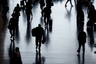 US Senate again rejects bill ending shutdown, as air traffic controllers miss paychecks