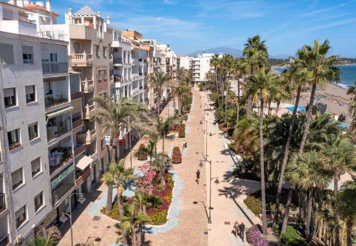 Arrestado en Estepona el encargado de un restaurante por presuntas agresiones sexuales a tres camareras