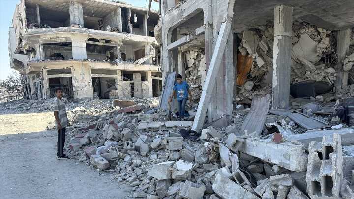 Los ataques israelíes en Gaza dejan al menos 9 muertos mientras Hamás niega haber violado el alto el fuego