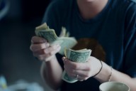 Washington’s minimum wage to top $17 in 2026