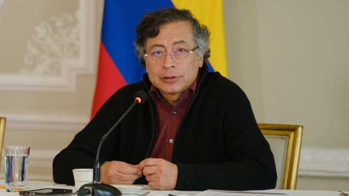 Presidente Gustavo Petro advierte que expulsará a diplomáticos de Israel en Colombia si es verdad que apresaron a activistas colombianas rumbo a Gaza