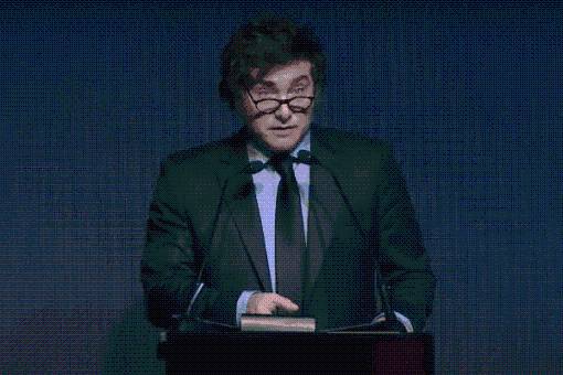 “La construcción del milagro”: En medio de la campaña electoral, Javier Milei presenta su nuevo libro