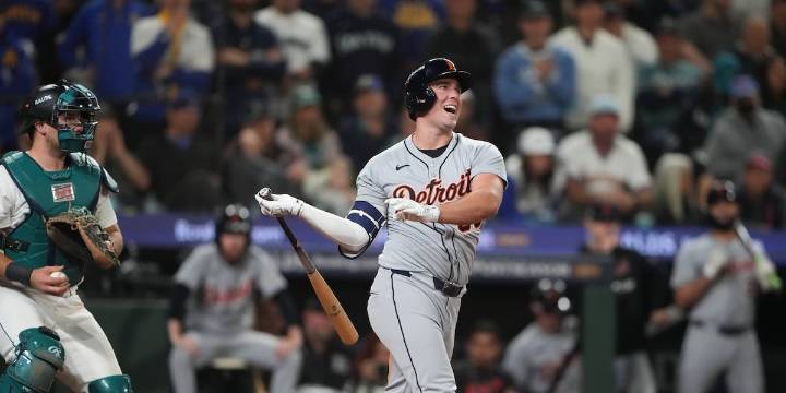 Mariners beat the Tigers in 15 innings to advance to ALCS
