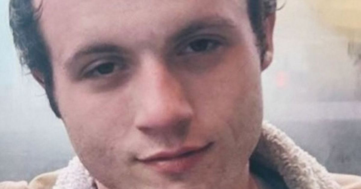 Mum of missing Edinburgh busker in tragic new appeal for help finding 'best friend'