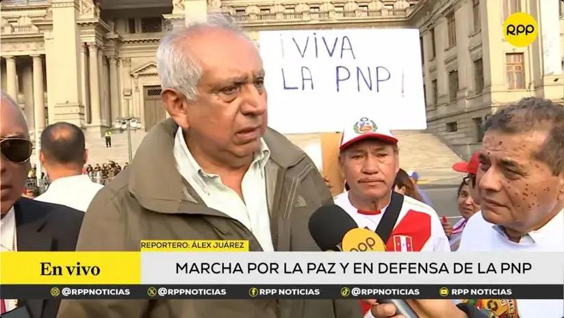 José Baella en marcha a favor de la PNP: “Cuando está en peligro la vida de un policía, se tiene que actuar”