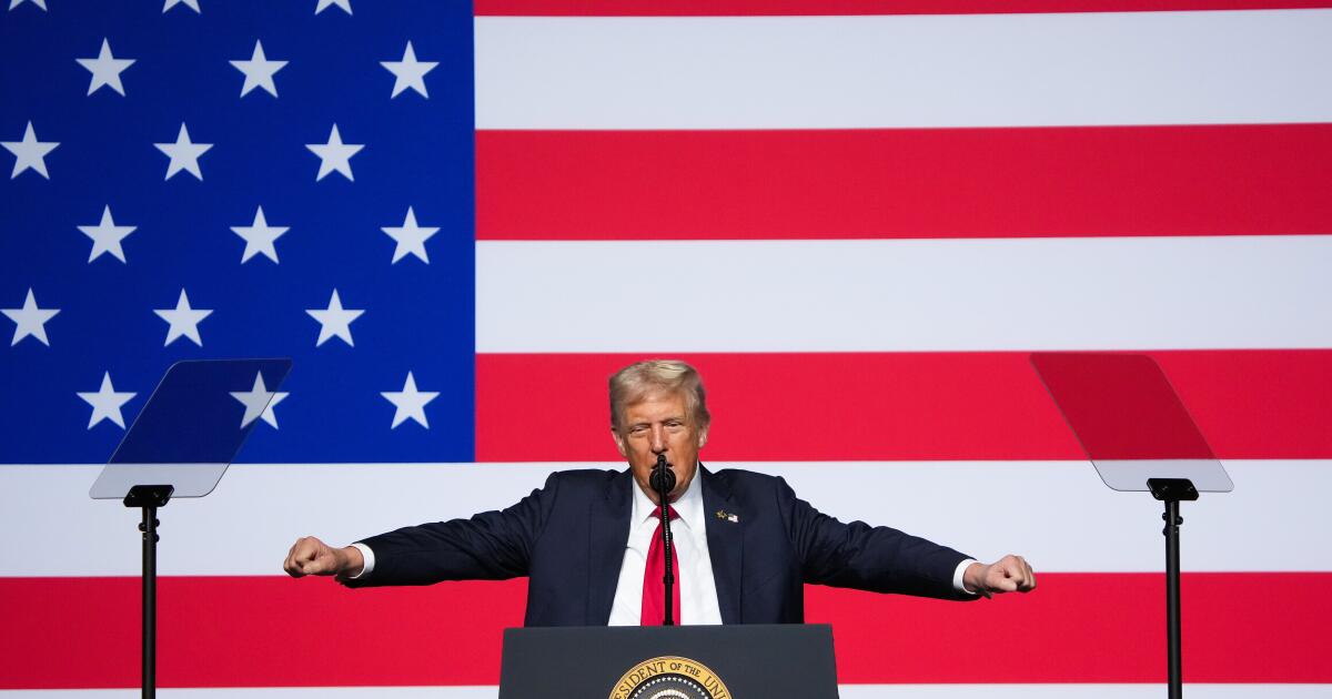 Trump pide usar ciudades de EEUU como "campo de entrenamiento" para el ejército