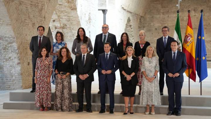 Andalucía aplicará una deducción de 200 euros por hijo en la próxima declaración de la renta