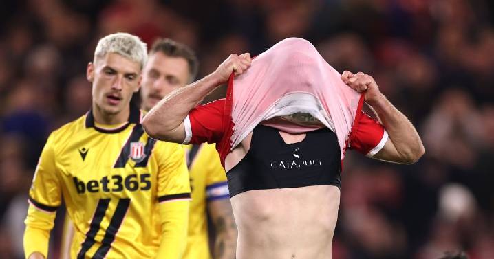 Changes, formation and more - Rob Edwards' options to improve Middlesbrough's attack