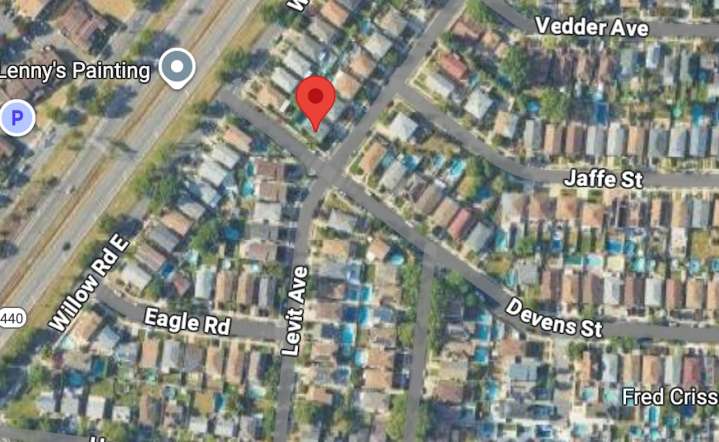 Jeep Cherokee reportedly stolen overnight in Westerleigh, NYPD investigating