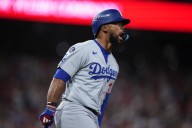 Hernández's homer lifts Ohtani and the Dodgers over the Phillies 5