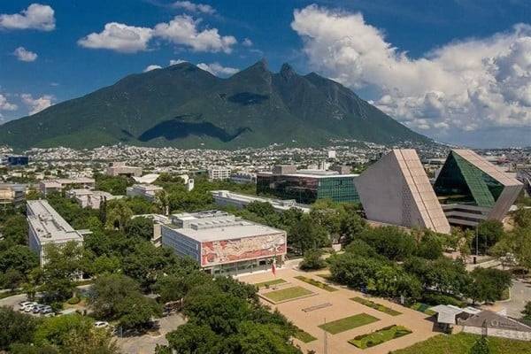Tec lidera selección mexicana de ranking 2026 de THE