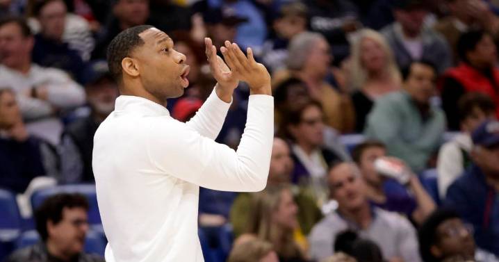 Saddiq Bey ignites Pelicans as they roll to easy win in final preseason game in Australia