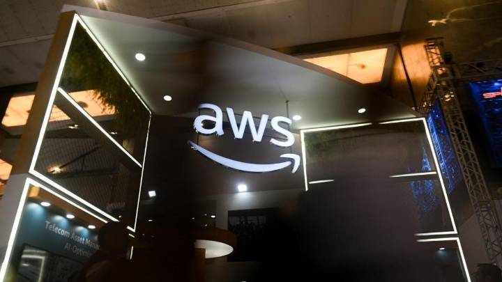 Falla global en la nube de Amazon genera problemas a cientos de aplicaciones del mundo