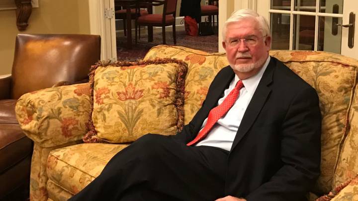 Student loan lawsuit: Trump official, credit agencies hurt borrowers' scores