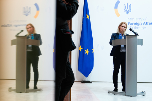 The EU unveils a plan to be ready within 5 years to fend off any Russian attack