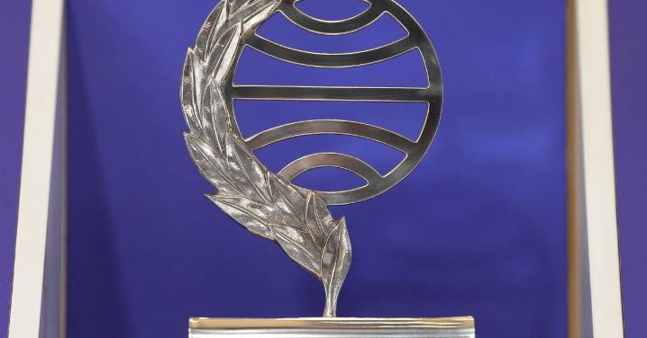 Juan del Val se alza con el 74 Premio Planeta con 'Vera, una historia de amor'