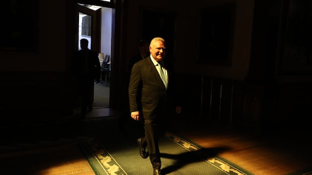 Return to office for Ontario civil servants 'unnecessarily confusing,' unions say