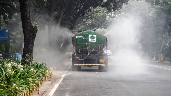 Delhi AQI Improves To 'Poor' At 288, But Cloud Seeding Trials Paused Due To Low Moisture