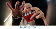 Agustín Saitta llega a San Juan: un show que combina trucos, con una buena dosis de humor y juegos mentales