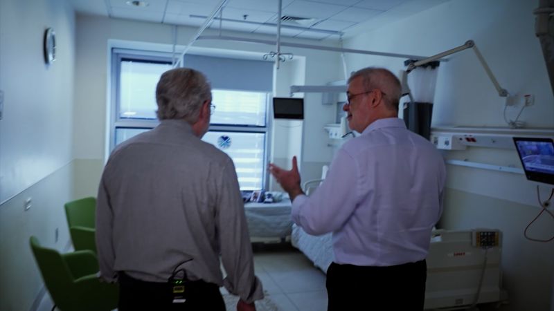 CNN visita el hospital donde atenderán los rehenes israelíes