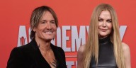 Keith Urban Keeps Nicole Kidman Pic in First Show Post
