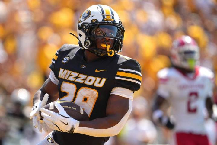 College football Week 7 projected scores: Model predicts every FBS vs. FBS game