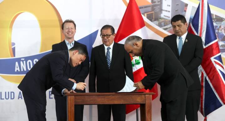 Piura: Firman contrato para el diseño y construcción del hospital de Alta Complejidad