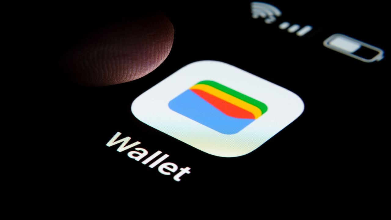 Never miss a flight update again — Google Wallet just got real