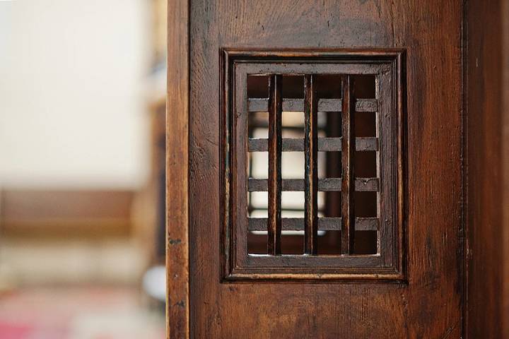 Bill proposed in Hungary could require priests to violate seal of confession