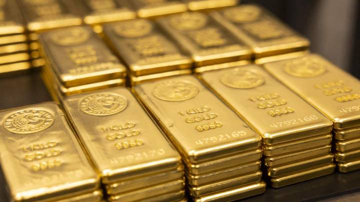 Gold’s historic rally comes with a bonus for emerging markets