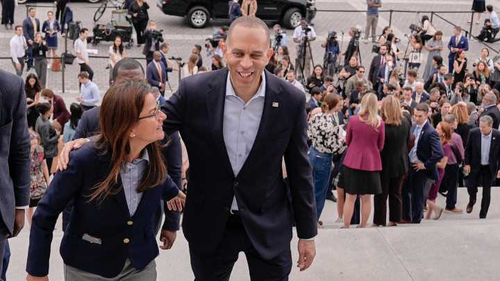 Democrats embrace a shutdown fight in a rare moment of unity against Trump