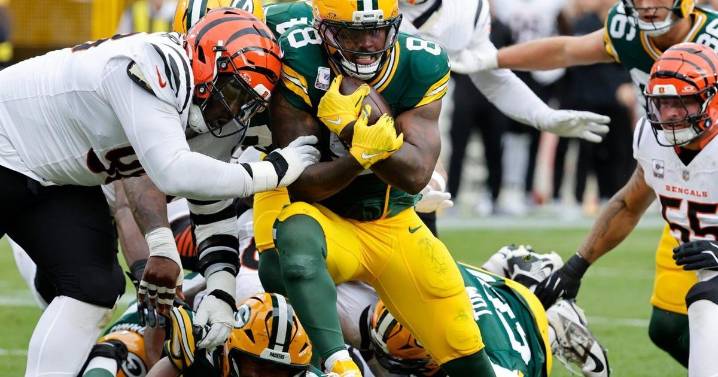 Packers overcome Flacco's comeback attempt and beat the Bengals 27