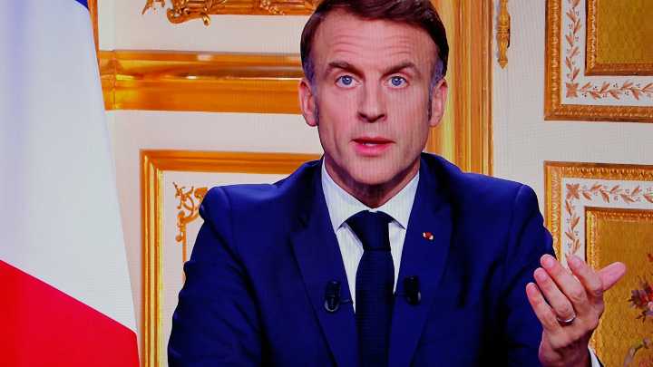 Frenar la flota fantasma de Rusia: el llamado de Emmanuel Macron a los ciudadanos europeos