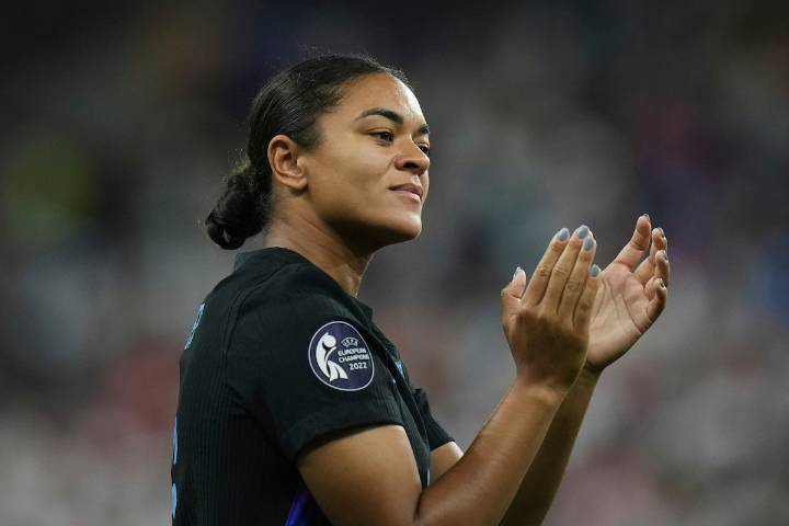 English soccer player Jess Carter refuses to let online abuse silence her