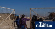 Two Australian women and four children escape Syrian detention camp and flee to Victoria